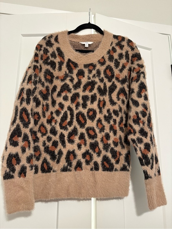 Time and Tru Sweaters - Time and Tru Beige Leopard Fuzzy Crewneck Sweater with Black and Rust Spots